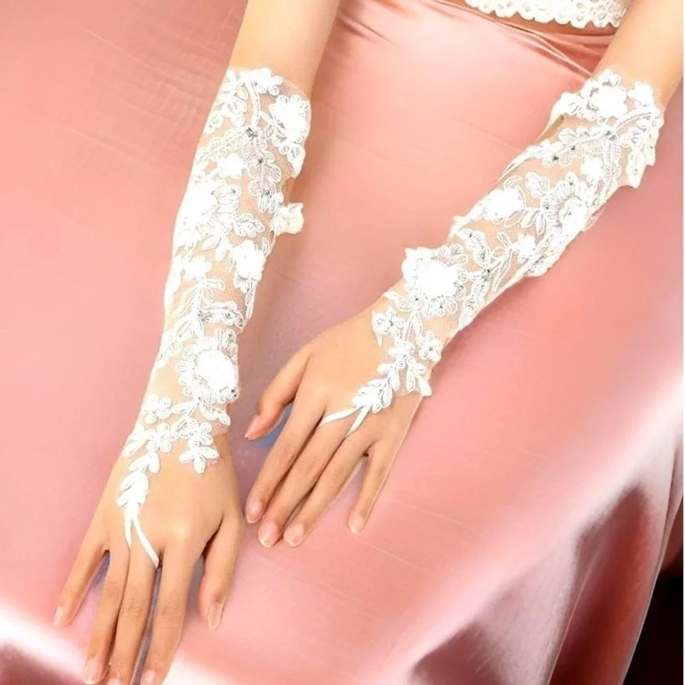 New White Lace Bridal Gloves Floral Rhinestone Arm Covers Wedding